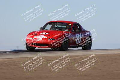 media/Oct-26-2025-CalClub SCCA (Sun) [[8ce1e69566]]/Group 5/Grapevine/